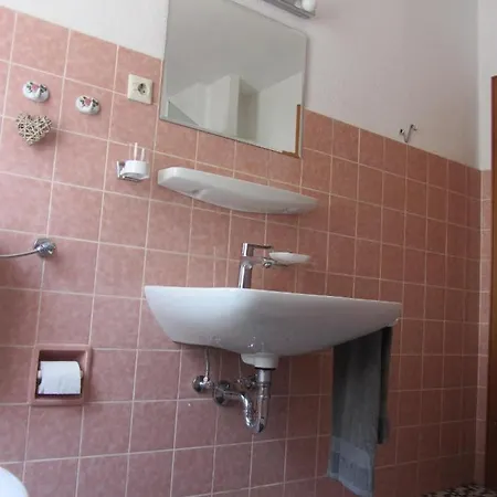 Апартаменты Roter Wingert Kattenes