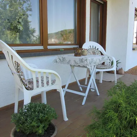 Roter Wingert Апартаменты Kattenes