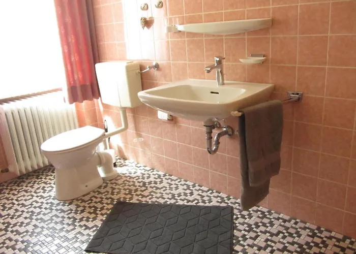 Roter Wingert * Kattenes