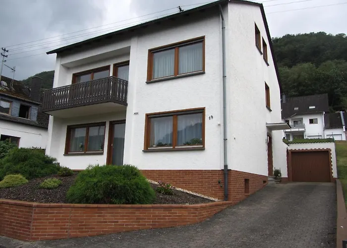 Roter Wingert Kattenes